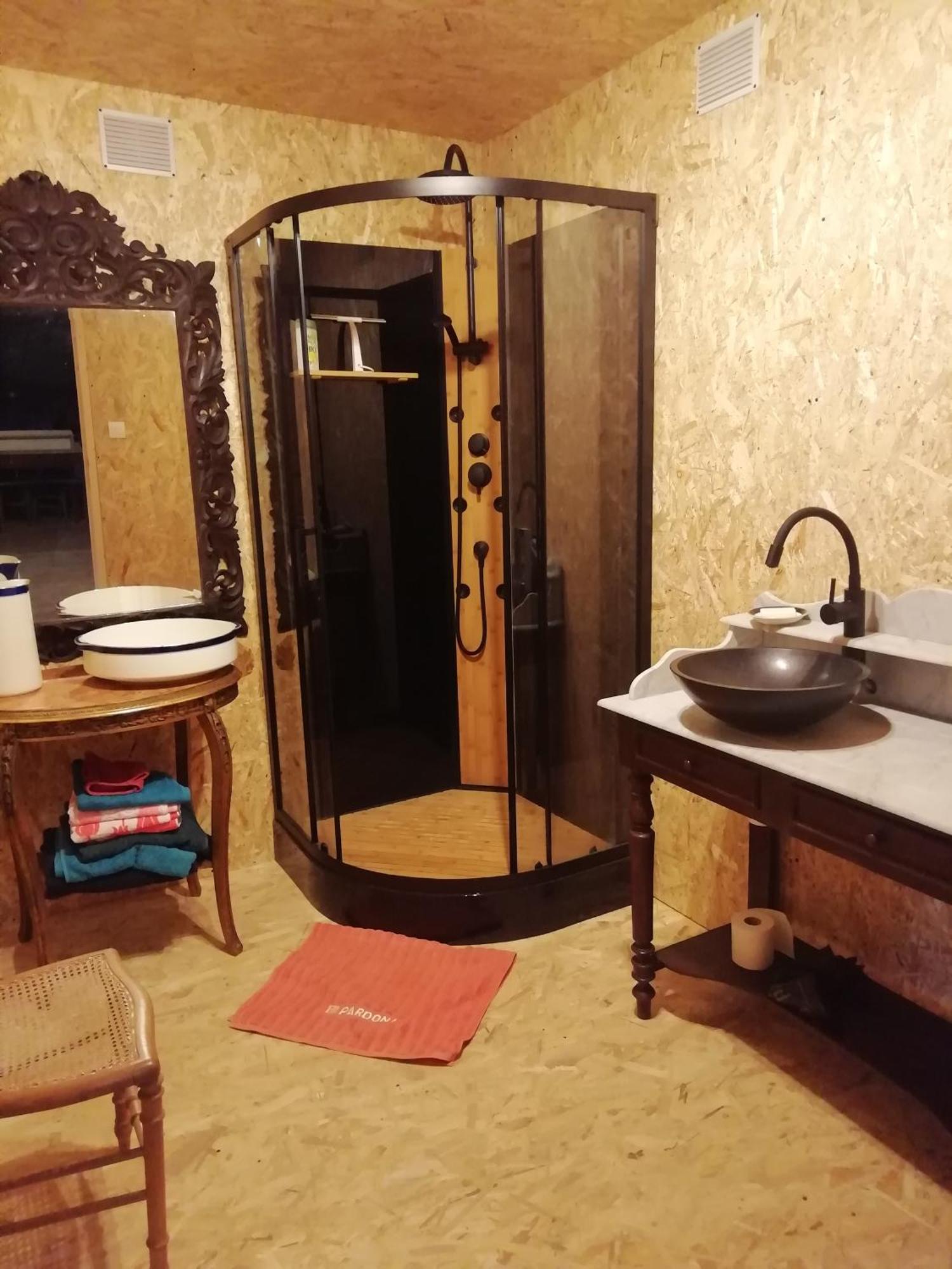 فندق Domaine Du Baron Saint-Martin-l'Astier المظهر الخارجي الصورة